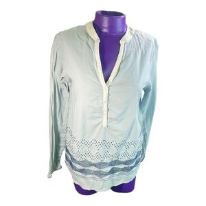 Burton Durable Goods light blue cotton women’s embroidered Waterbury shirt S